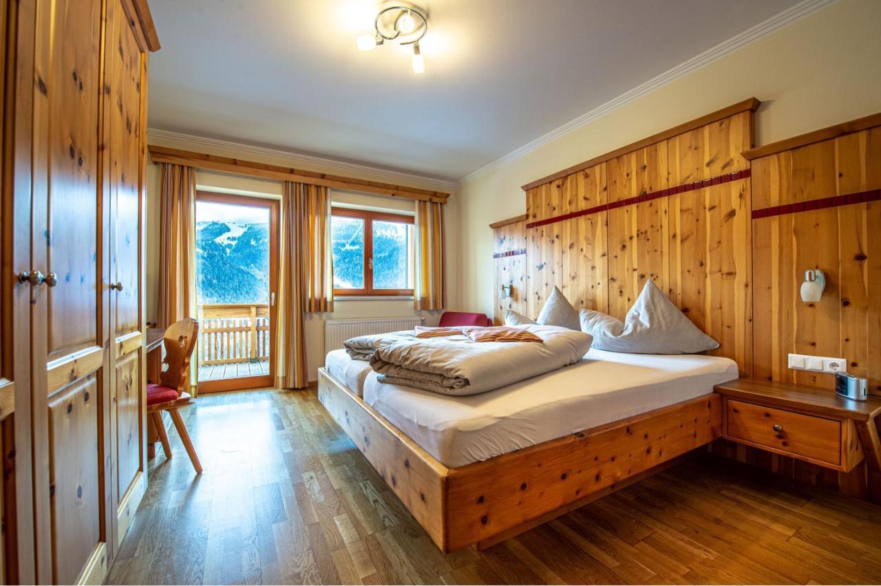 Hotel Raunig Bad Kleinkirchheim Bagian luar foto