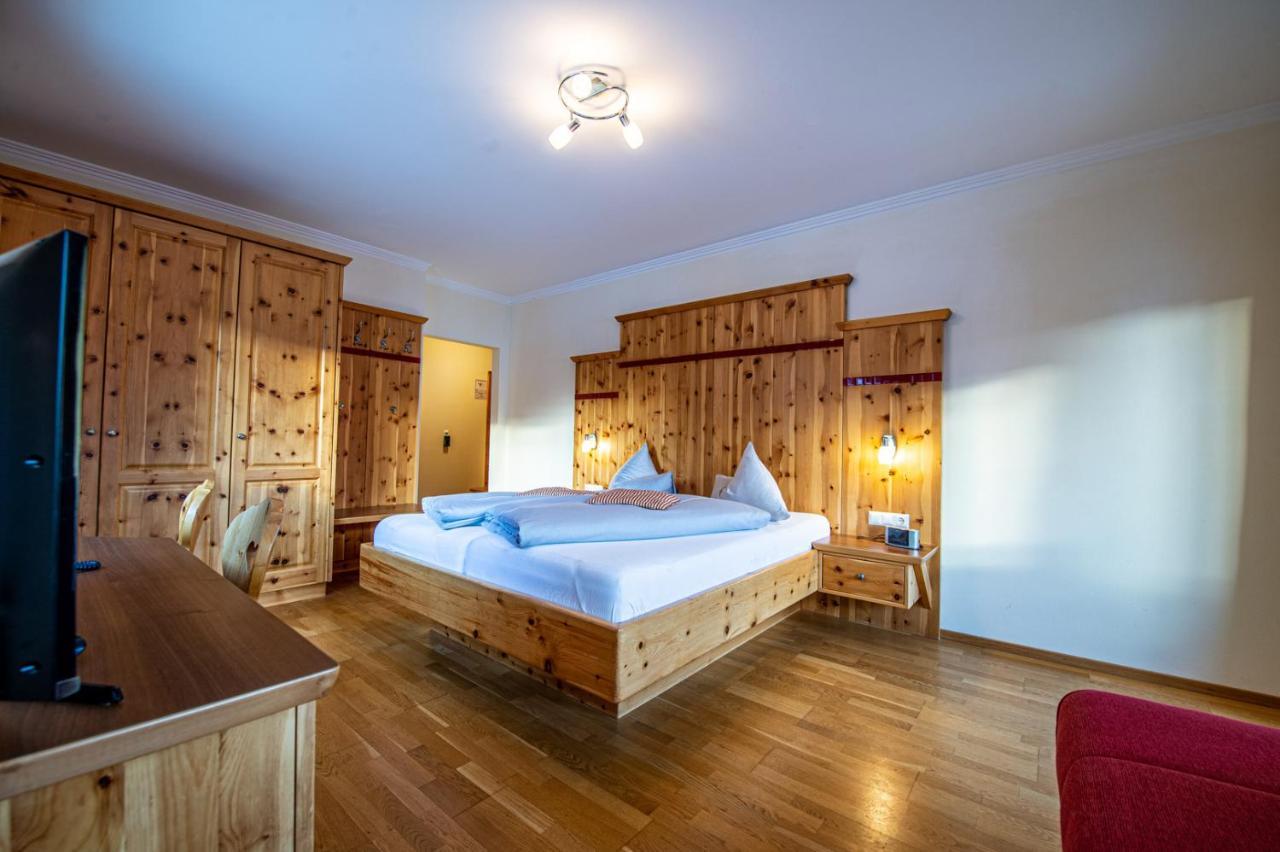 Hotel Raunig Bad Kleinkirchheim Bagian luar foto